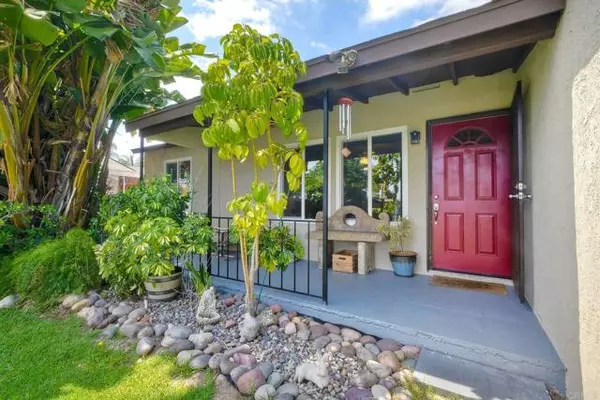 Escondido, CA 92025,118 W 11th Avenue