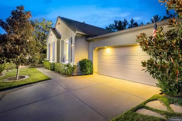 27011 Sunningdale Way, Valley Center, CA 92082