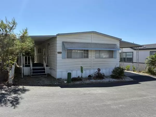 718 Sycamore Avenue #23, Vista, CA 92083