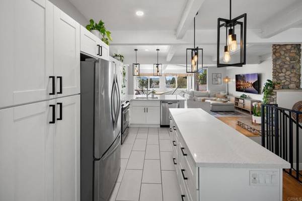 2333 Caringa Way #34, Carlsbad, CA 92009