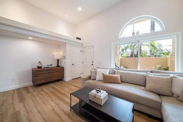 Solana Beach, CA 92075,241 S Sierra Avenue