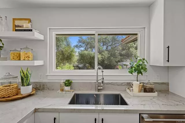 Escondido, CA 92029,752 Quiet Place