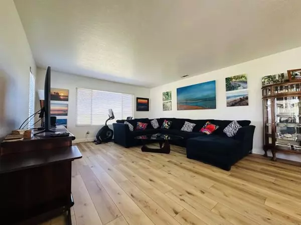 Oceanside, CA 92057,4320 Black Duck Way