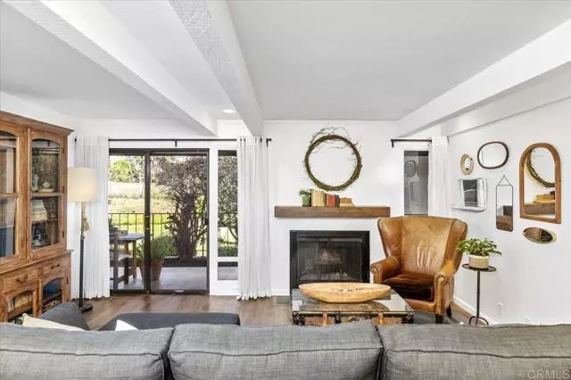 Carlsbad, CA 92009,2535 Navarra Drive #8A