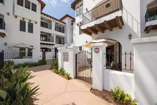 Carlsbad, CA 92009,7310 Estrella De Mar Road #6