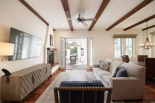 Carlsbad, CA 92009,7310 Estrella De Mar Road #6