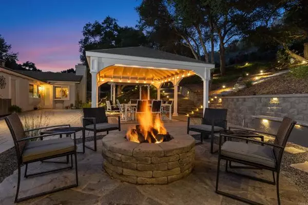 2614 Secret Lake Lane, Fallbrook, CA 92028