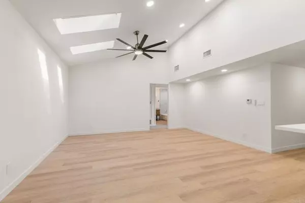 Oceanside, CA 92057,3755 N Vista Campana #30