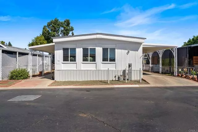 El Cajon, CA 92021,400 Greenfield Dr Spc 26 #26