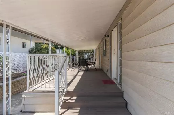 Vista, CA 92083,718 Sycamore Ave #134