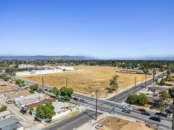 Hemet, CA 92543,E Stetson Avenue