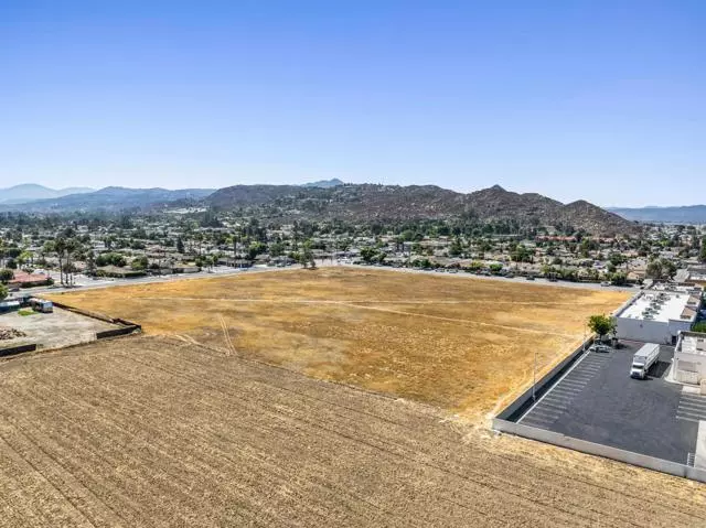 Hemet, CA 92543,E Stetson Avenue