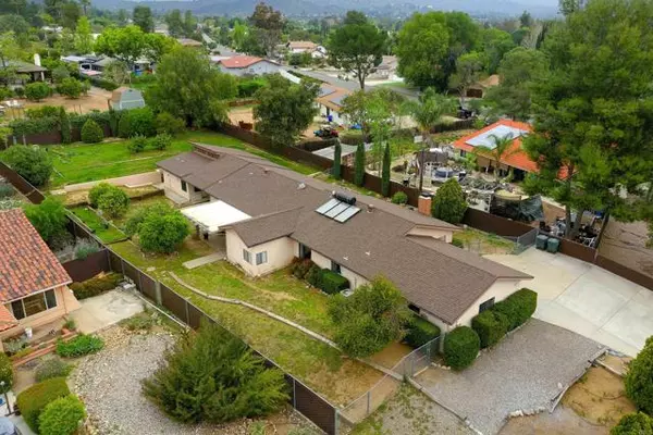 Ramona, CA 92065,23416 Glenn Ellen Way