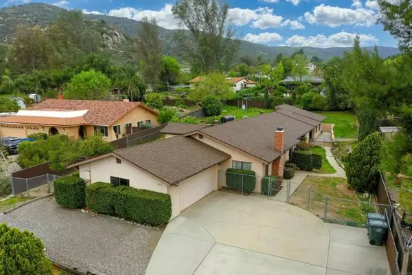 Ramona, CA 92065,23416 Glenn Ellen Way