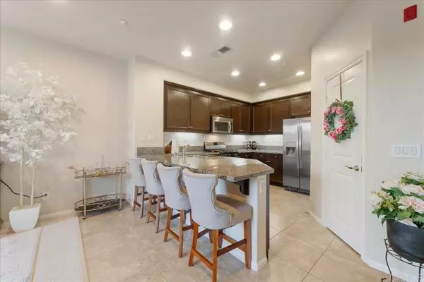 San Marcos, CA 92078,2513 Antlers Way