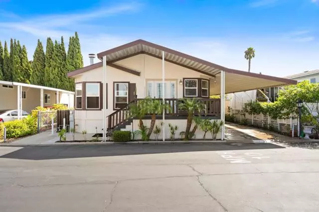 Oceanside, CA 92057,4660 N River Road #17