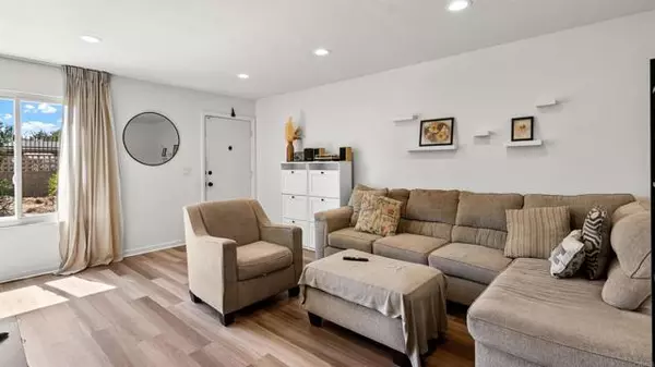 540 Oakdale Lane #A, El Cajon, CA 92021