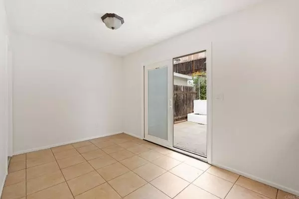 Escondido, CA 92026,1264 Sundown