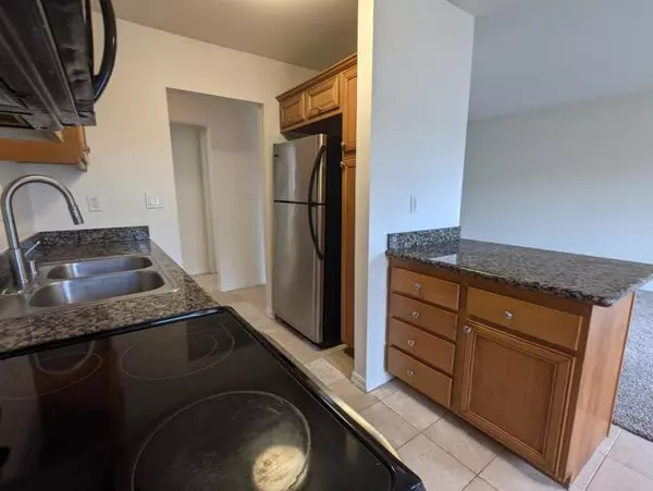 El Cajon, CA 92021,930 Peach Avenue #19