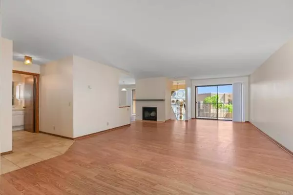 Carlsbad, CA 92008,801 Kalpati Circle #C