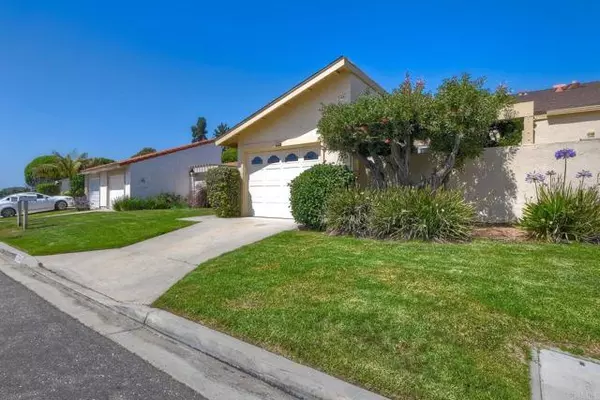 Carlsbad, CA 92011,6548 Camino del Parque