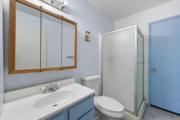 Escondido, CA 92027,220 James Street