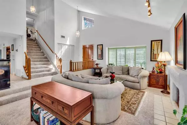 La Mesa, CA 91941,9802 Lyncarol Drive