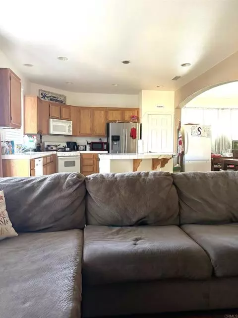 Lake Elsinore, CA 92532,33510 Cedar Creek Lane