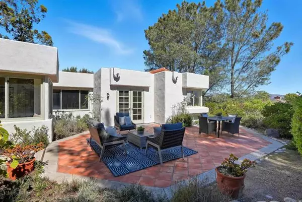Encinitas, CA 92024,2206 Running Spring Place