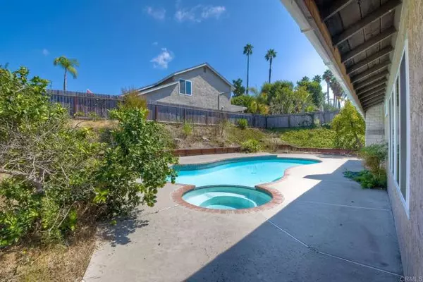 Carlsbad, CA 92009,6428 El Perico Lane