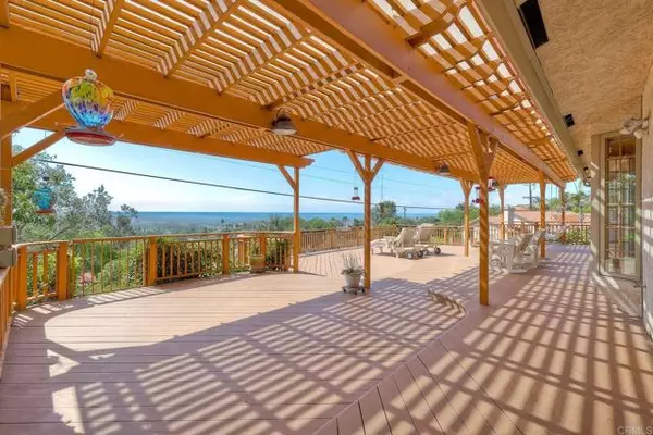 Vista, CA 92084,1650 Elevado Road