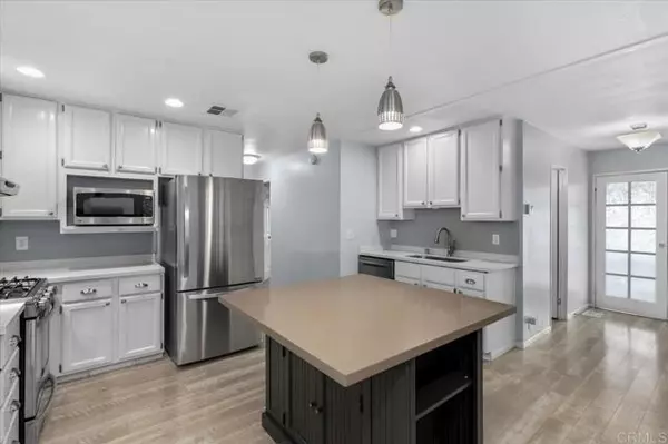 San Marcos, CA 92078,650 S Rancho Santa Fe Road #103