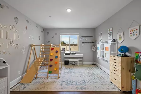 Hemet, CA 92543,2823 Moonshimmer Street