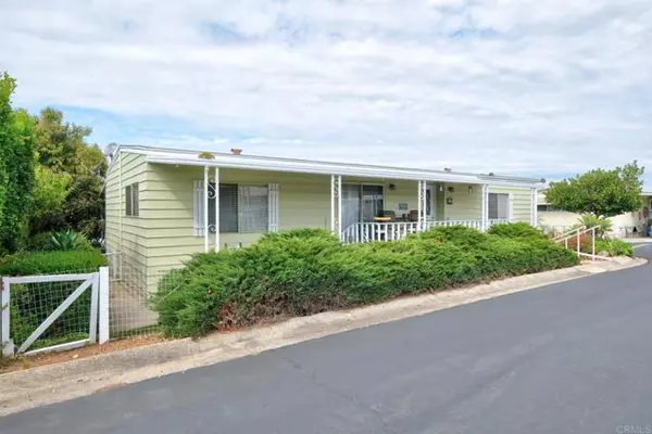 Vista, CA 92084,1010 E Bobier Drive #Space 51