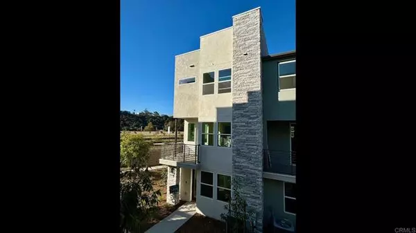 13889 Onyx Way, San Diego, CA 92126