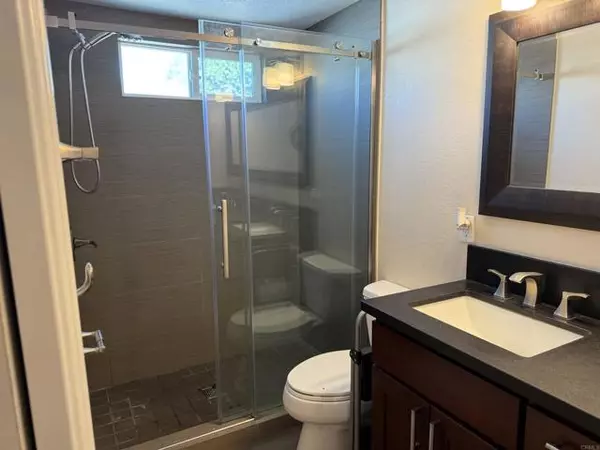 San Marcos, CA 92069,2907 S Santa Fe Avenue #64