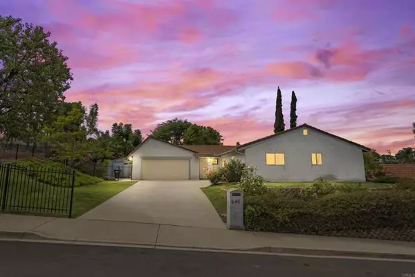645 Rainbow Place, Escondido, CA 92027