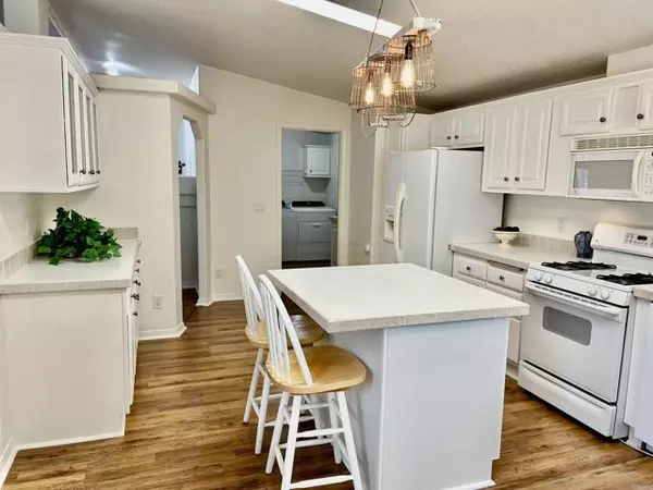 Carlsbad, CA 92010,5115 Don Miguel Drive