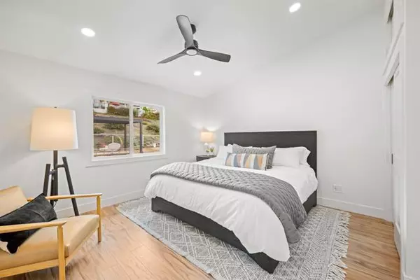 Oceanside, CA 92056,3338 Par Drive