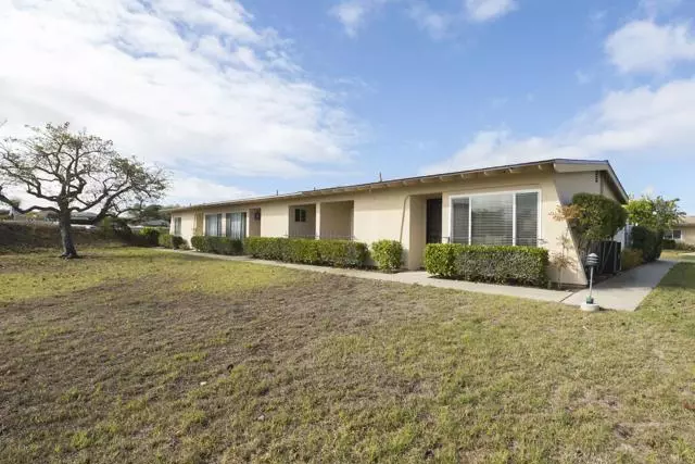 Oceanside, CA 92057,3902 Vista Campana N #62