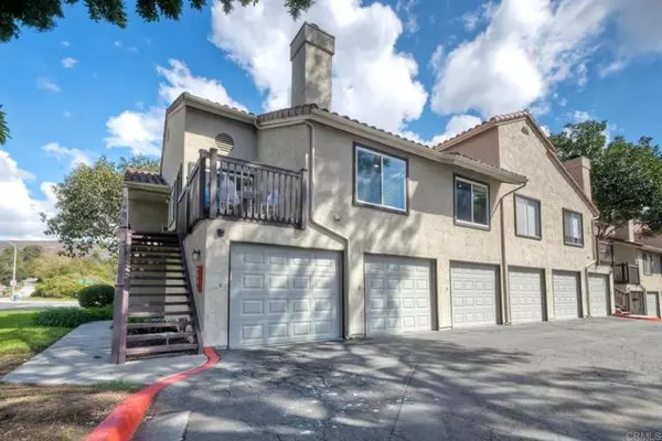 Carlsbad, CA 92009,7702 Caminito Tingo #H203