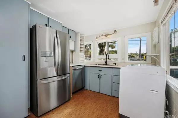 Encinitas, CA 92024,523 N Vulcan #3