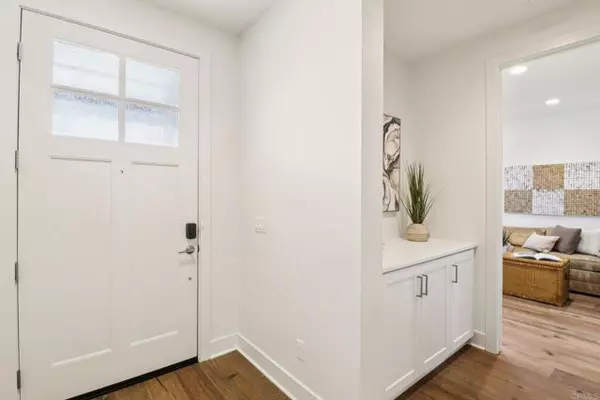 Encinitas, CA 92024,665 Sea Ridge Court