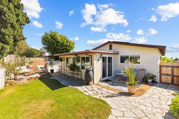 3560 Santa Maria Street, Oceanside, CA 92056