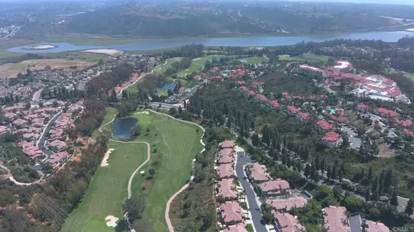 Carlsbad, CA 92011,6905 Avocet Court