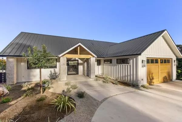 Carlsbad, CA 92008,3920 Holly Brae