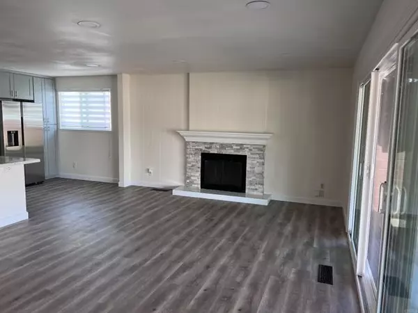 San Diego, CA 92111,3525 Ames St