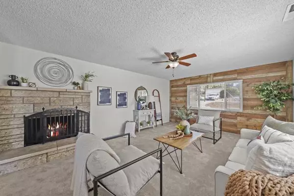 Carlsbad, CA 92008,1280 Forest Avenue