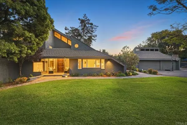 625 Lomas de Oro Court, Encinitas, CA 92024