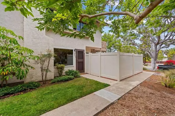 Encinitas, CA 92024,2005 Countrywood Ct